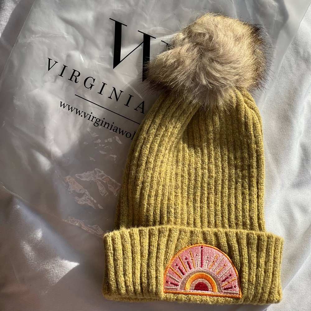 Virginia Wolf NYC soft pom pom beanie hat NWT